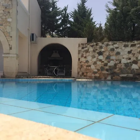Vila Ilios Village *